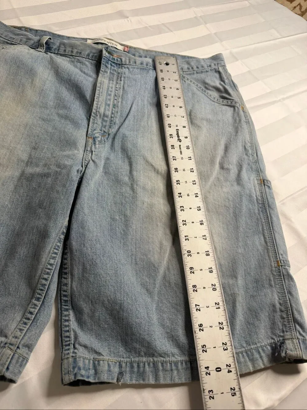 Levi’s Men’s Vintage Y2K Light Wash Carpenter Denim Shorts Size 42